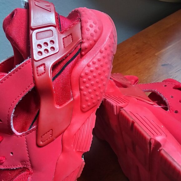 Nike Huarache Run Casual Shoes Sneakers Red sz 13C - Picture 8 of 9